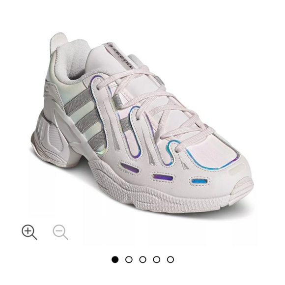 women's size 9.5 in mens adidas